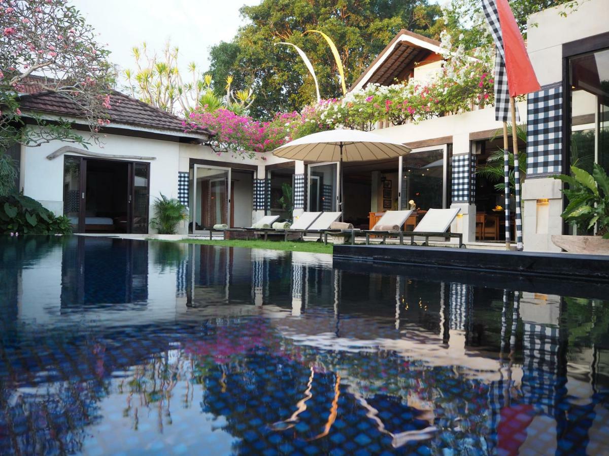 Pronoia Beach Resort Jimbaran Exteriör bild